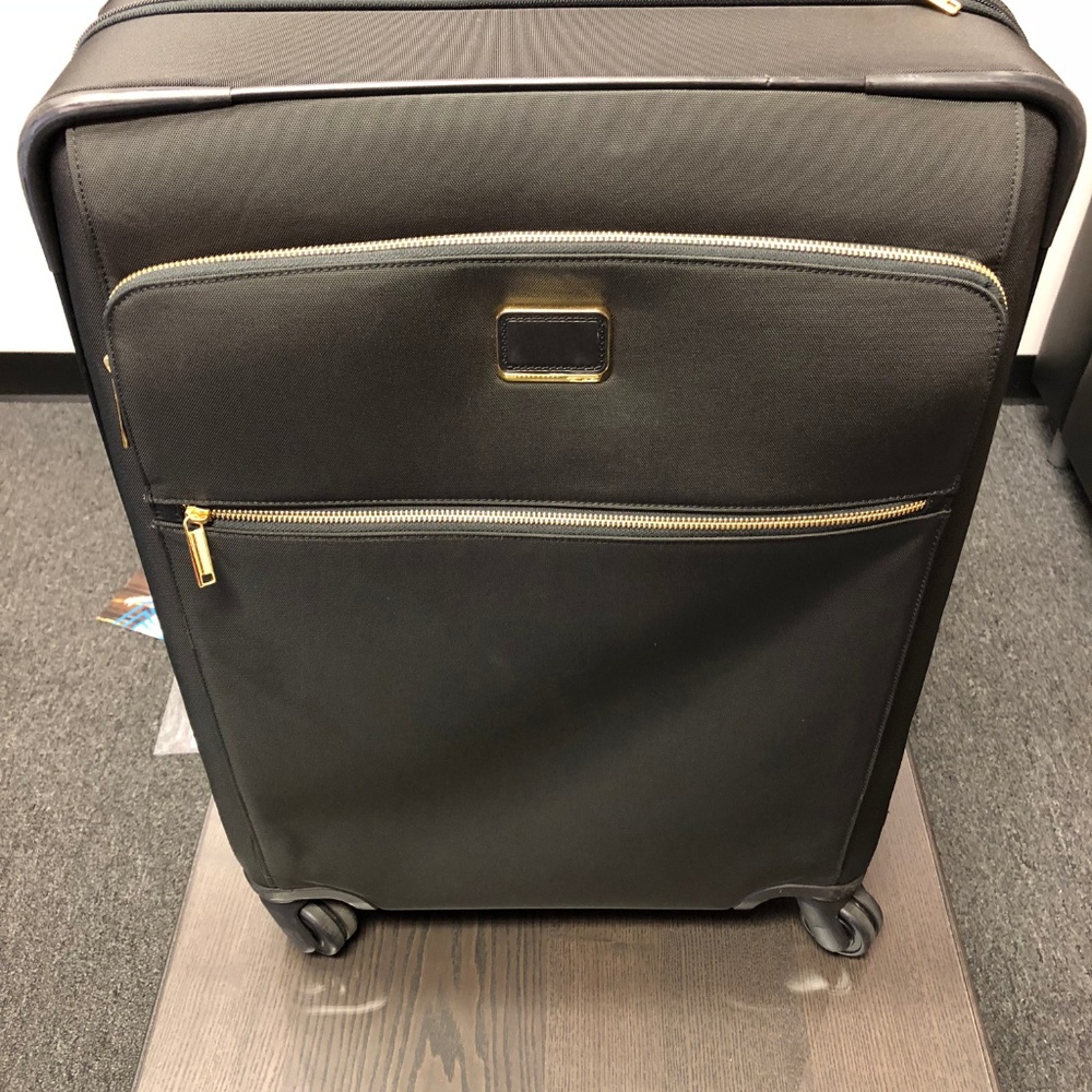 Jess Short Trip 4 Wheeled Packing Case